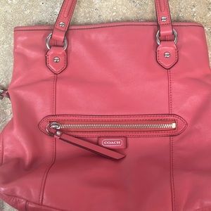coach purse. great condition